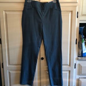 Chico’s perfect stretch pants, size 0